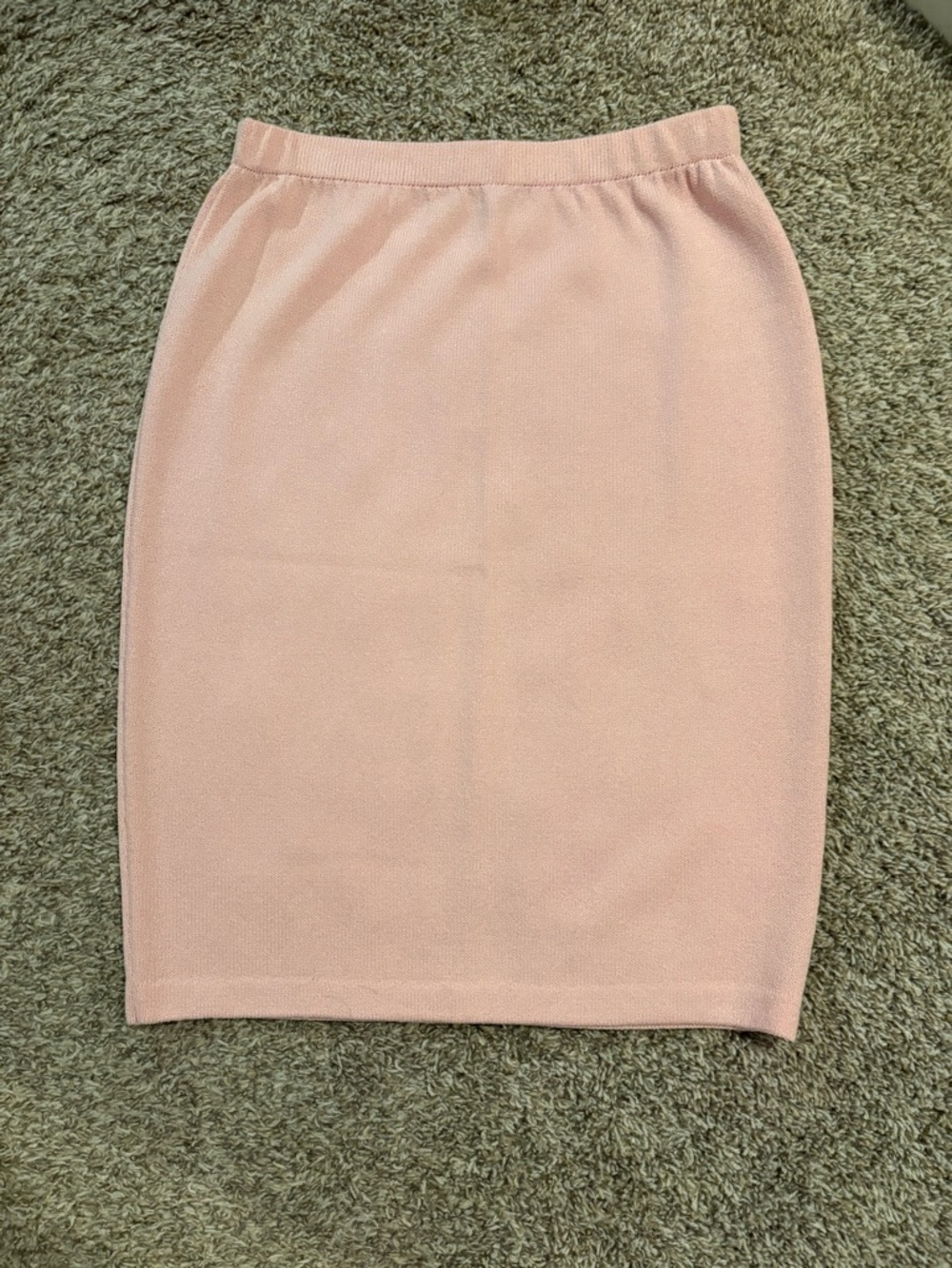 St. John Sport by Marie Gray Blush Pink Knit Pencil Skirt